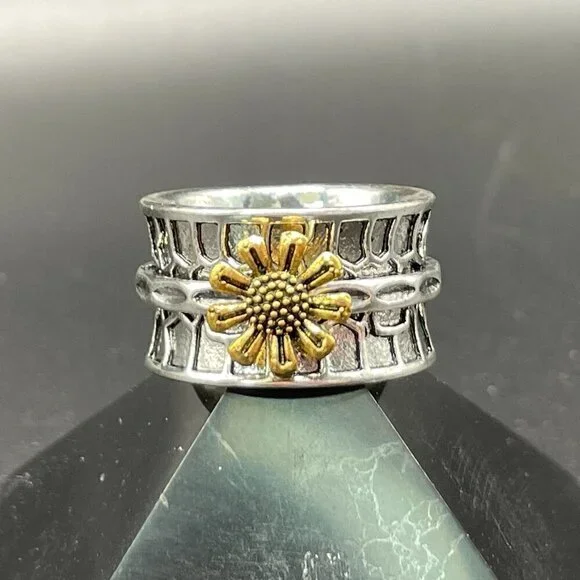 Sunflower / Daisy / Flower Boho Two Tone Ring #1355 - Picture 4 of 12